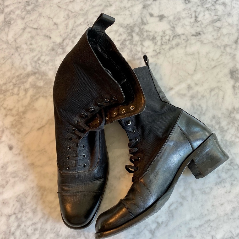 Charles David leather lace up boots!